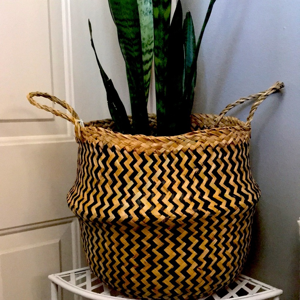 NWT Allen + Roth 11.W x 11. H Natural Wicker